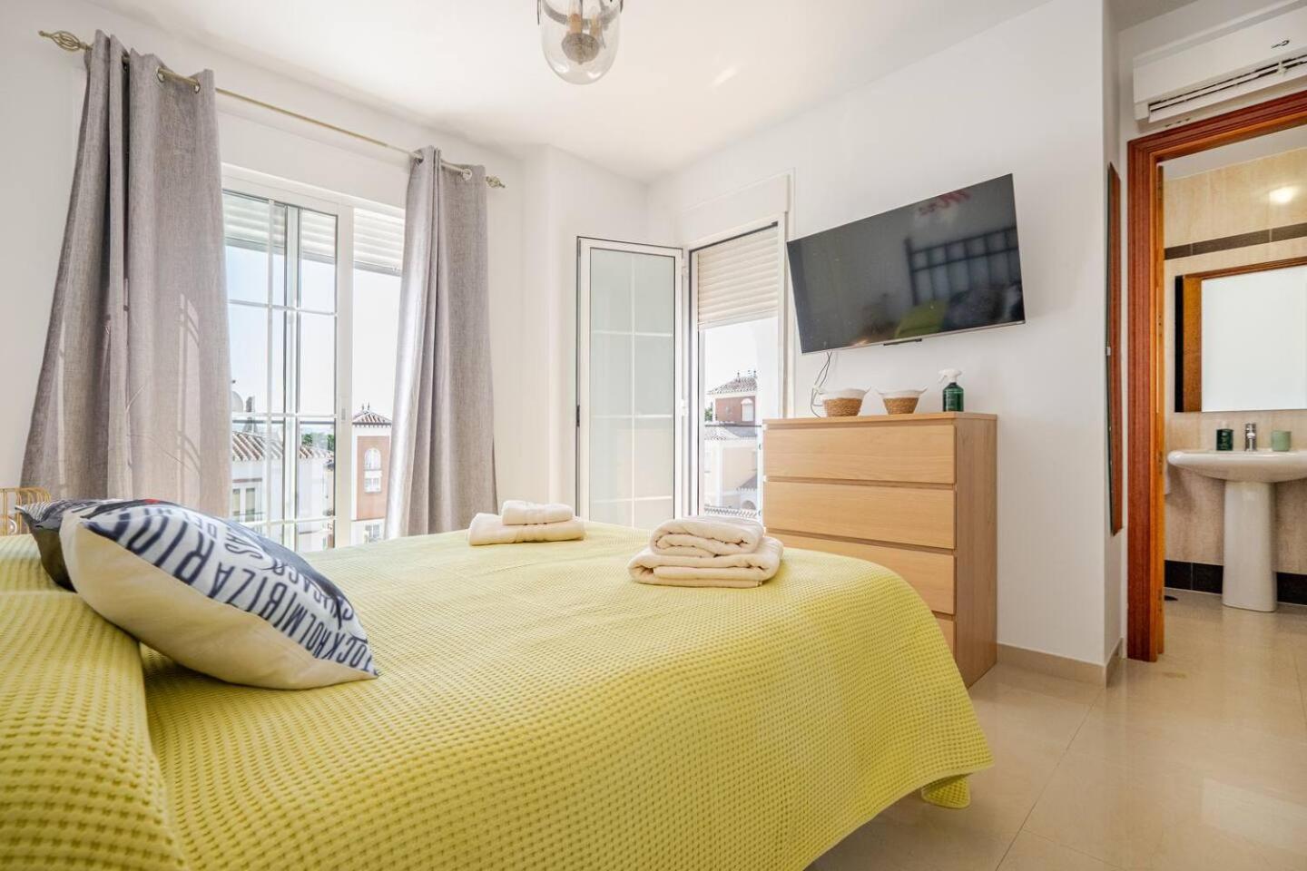 Villa Antonia Mar - Private & Heated Pool - Punta Lara Nerja Exterior photo